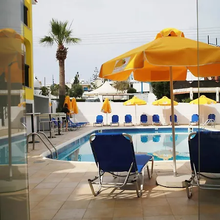 Lejlighedshotel Sea Cleonapa Mandali *