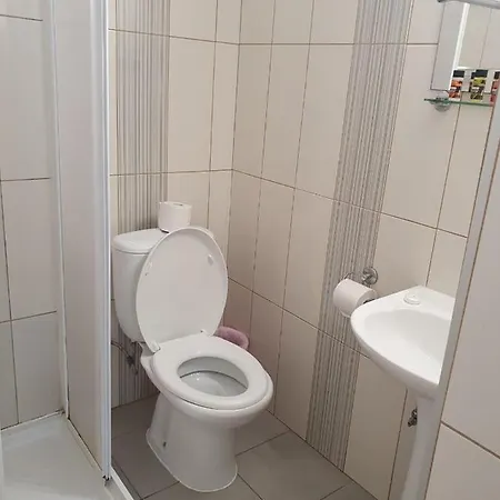 Sea Cleonapa Mandali