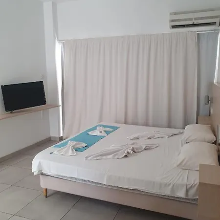 Lejlighedshotel Sea Cleonapa Mandali