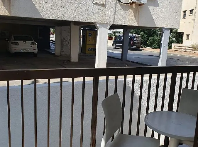 Lägenhetshotell Sea Cleonapa Mandali Ayia Napa